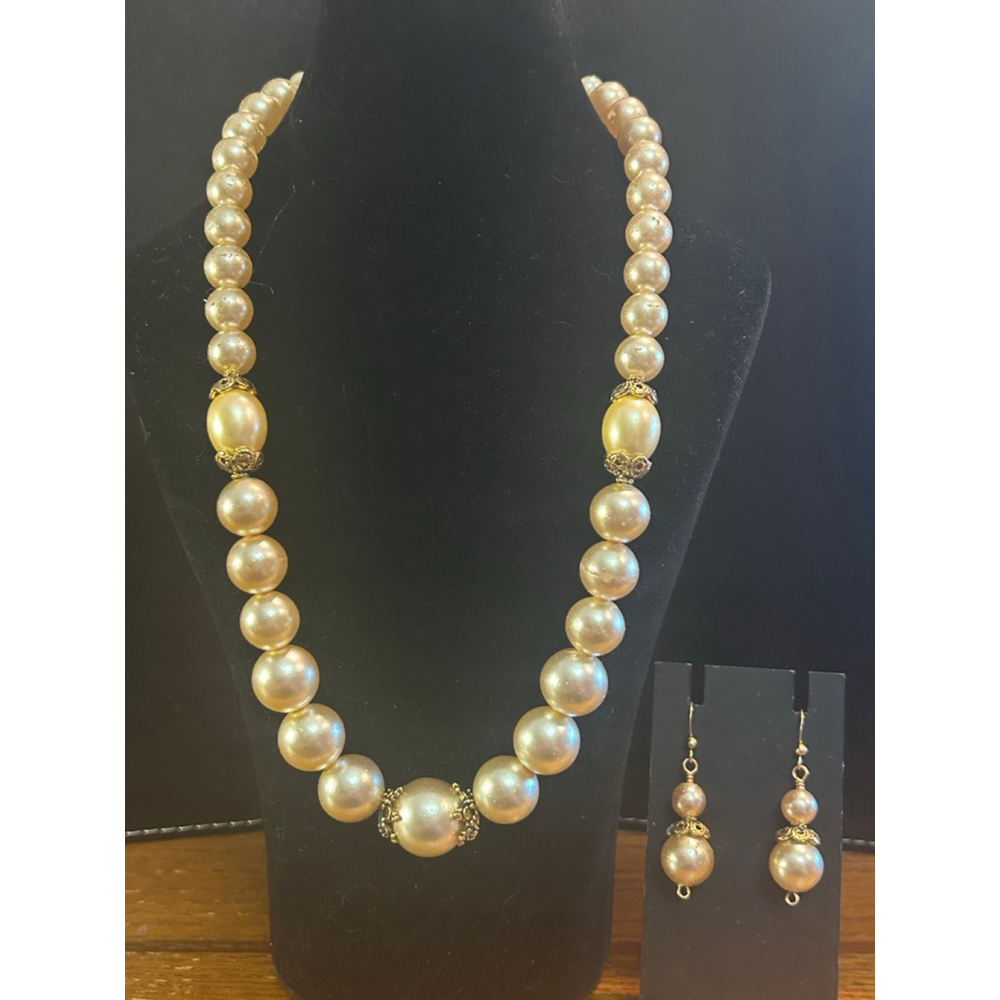 Women's cream Swarovski Gold Pearl Necklace & Earring Set, OS